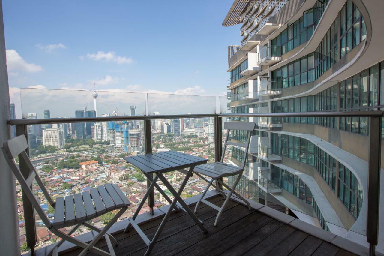 807кв.м. 1 спалень, 2 окремих ванних Квартира в KLCC Куала-Лумпур Екстер'єр фото